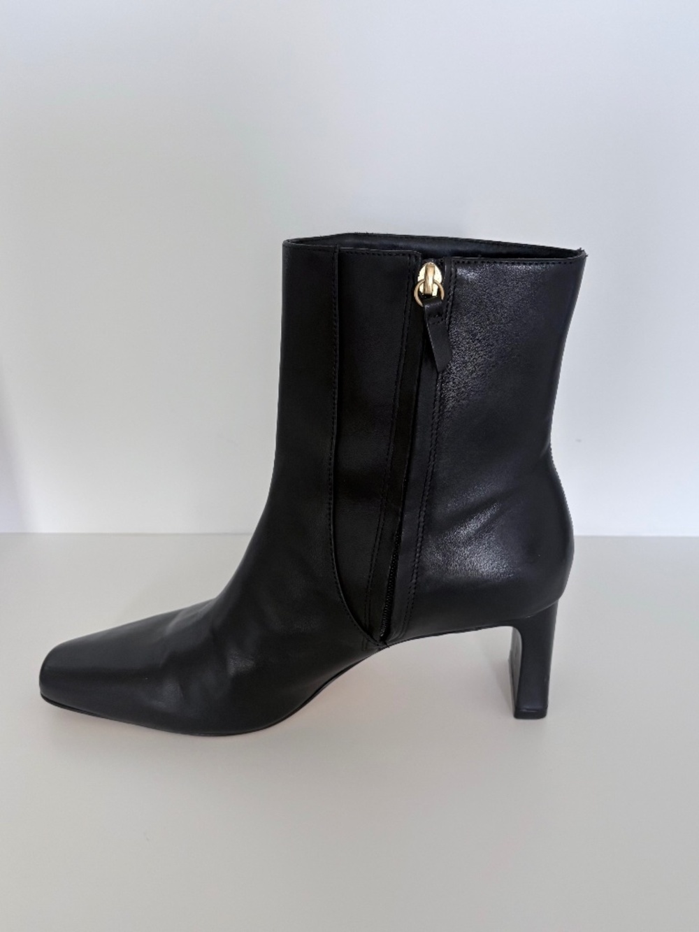 Larroude Alexis Bootie In Black Leather